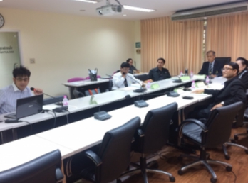 บรรยากาศการสอบป้องกันวิทยานิพนธ์
ของนายอำพล บุญเพียร