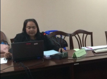 บรรยากาศการสอบเค้าโครงวิทยานิพนธ์
ของนางสาวเชาวดี สิทธิพิทักษ์