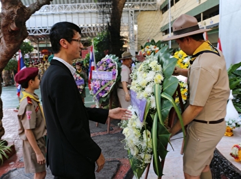 The Graduate School Participating in the
Ceremony to Commemorate King Vajiravudh
Memorial Day.