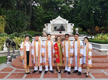 Chair of Master of Education Program in
Instructional Design, attended the
congratulations to the Master students