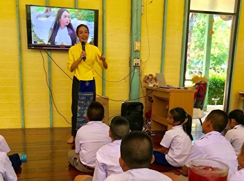 Assistant Professor Dr. Intira Robroo,
Chair of Master of Education Program in
Instructional Design, supervised a
student