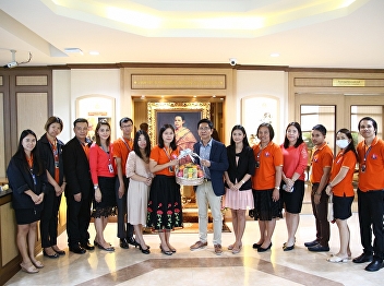 Graduate School delivers Happy New
Year’s 2020 to the chancellors, Vice
President and the executives from Suan
Sunandha Rajabhat University.