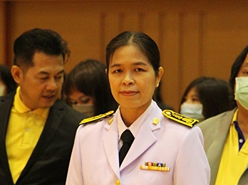 Dean of Graduate School with personnel
participate in the blessing Ceremony on
the occasion of the 68th Birthday
Anniversary of His Majesty King Rama V