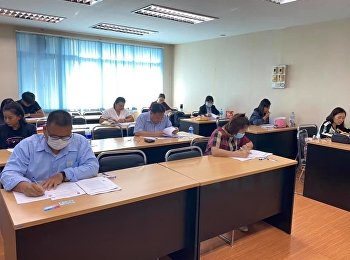 บรรยากาศการสอบวัดคุณสมบัติ (Qualified
Examination)
ของนักศึกษาสาขาวิชาภาษาศาสตร์