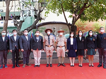 Participate in the wreath-laying
ceremony and pay tribute On the occasion
of the day of His Majesty the King The
day of the death of His Majesty King
Mongkut The one who gave birth to Thai
Scouts