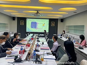 Master of Science Program The Department
of Applied Thai Traditional Medicine has
arranged the thesis outline examination.
to students.
