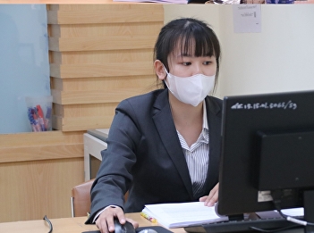 Thesis proposal examinations of Ms.
Thanapa Saela  (Educational
Administration)