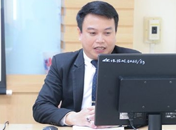 Thesis proposal examinations of Mr.
Decade Ketting  (Educational
Administration)