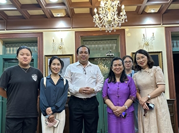 Department of Linguistics Welcome
students from the Doctor of Philosophy
Program (Thai and foreign students)