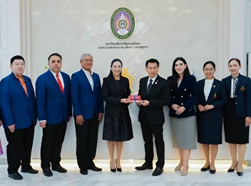 Outstanding Alumni Award Ceremony for
Dr. Pichet Chueamuangphan