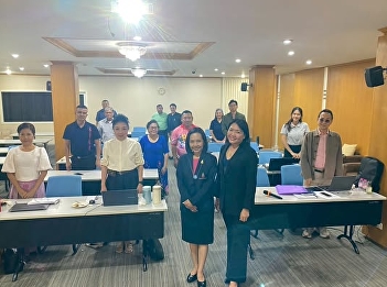 Assistant Professor Dr. Suramon
Chancharoen, lecturer in the Doctor of
Philosophy Program in Development
Administration, Graduate School, Suan
Sunandha Rajabhat University, and Ms.
Suchawadi Srisuk gave a lecture.