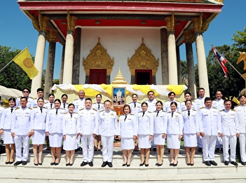 Suan Sunandha Rajabhat University
continues to preserve Buddhism by
presenting the Royal Kathin robes to Wat
Photharam, Nakhon Sawan Province, for
the year 2025.
