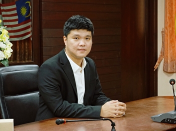 Asst. Prof. Dr. Wanjak Noichan, Dean of
the Graduate School, attended a meeting
to summarize the international faculty
exchange program. Dr. Cheah Seu Seng, an
expert on SDGs and Social Enterprises
from Malaysia, served as the keynote
speaker.