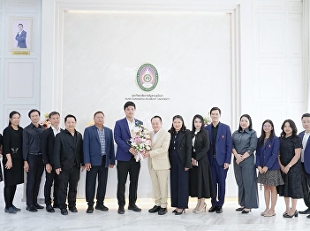 Graduate School of Suan Sunandha
Rajabhat University, led by Assoc. Prof.
Dr. Wanchak Noichan, Dean of the
Graduate School, along with the
executive committee and office heads,
extended congratulations to Assoc. Prof.
Pol. Lt. Gen. Dr. Santhan Chayanon, D