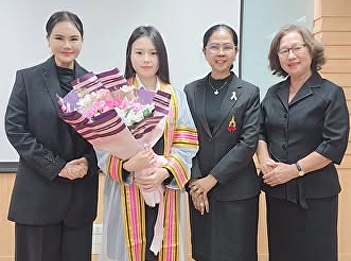 Congratulations to Miss Qin Zhang, a
master student in the Educational
Administration Program, on the
successful completion of her independent
study defense examination. Her
dissertation is entitled: 