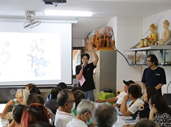On February 20th, Assoc. Prof. Dr.
Anchana Suksomjit, Deputy Dean for
Research and Development, conducted a
digital literacy outreach program for
the elderly in the Ratchathani Village
community and Bang Kapi district,
Bangkok, under a project funded by t