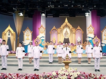 The Dean of the Graduate School, Suan
Sunandha Rajabhat University,
participated in recording a televised
message of congratulations and best
wishes to Her Majesty Queen Sutida on
the occasion of her birthday.