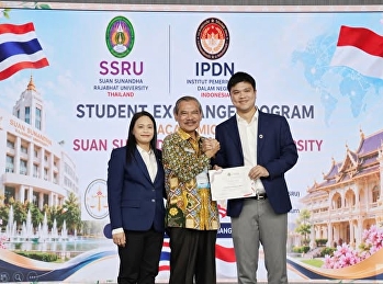 The Graduate School, in collaboration
with the Faculty of Law, awarded
certificates to faculty and students
from IPDN Indonesia for their
participation in an exchange program on
the topic of 